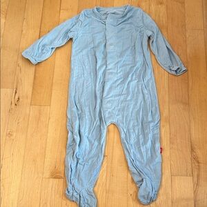 Magnetic Me Soft Blue Footie